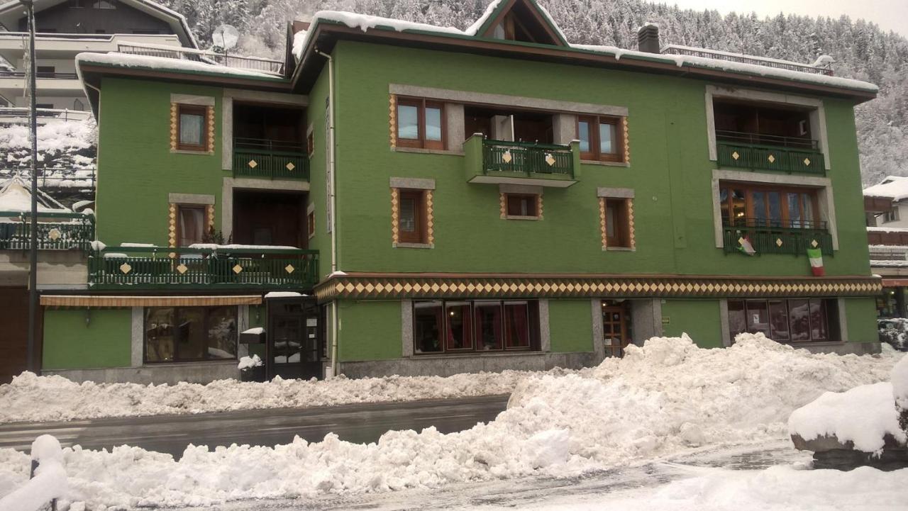 Hotel Torena อาปริกา ภายนอก รูปภาพ