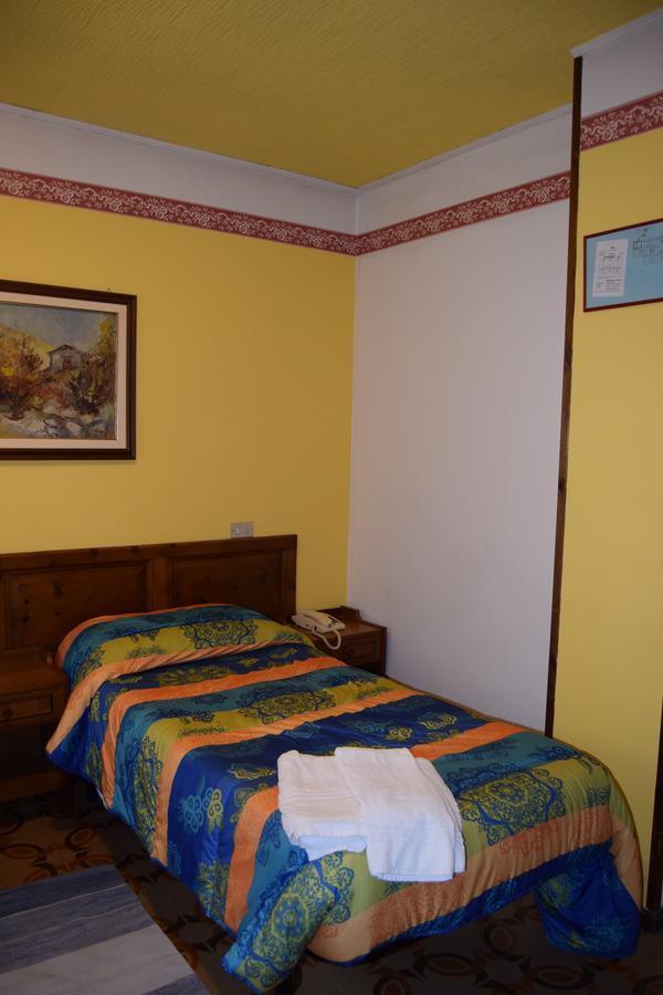 Hotel Torena อาปริกา ภายนอก รูปภาพ